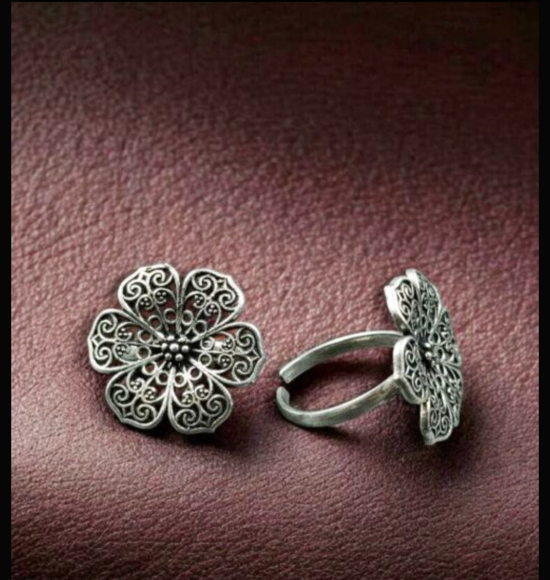 Floral Oxidised Silver plated Daily Wear Toe Ring