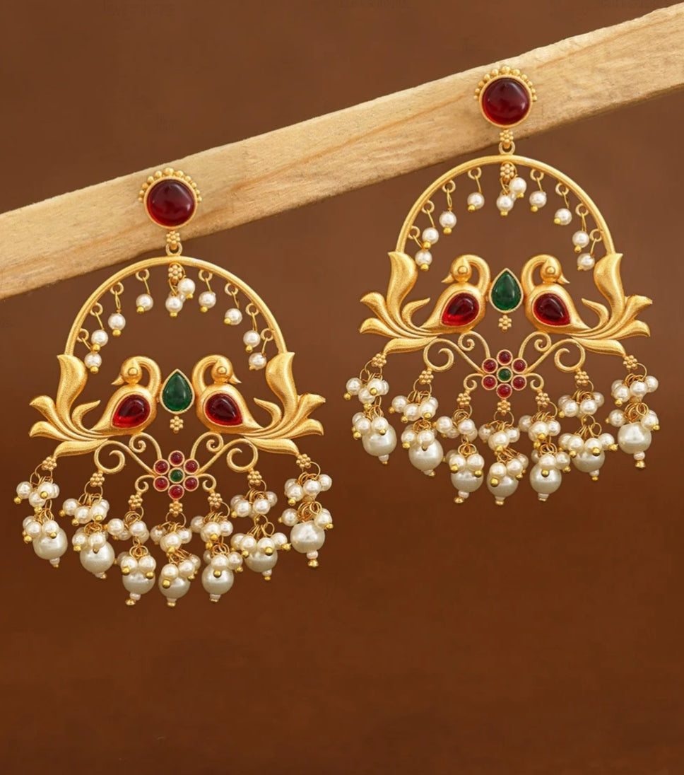 Zunyra Gold Dangler Earrings- ZR-GD-0101